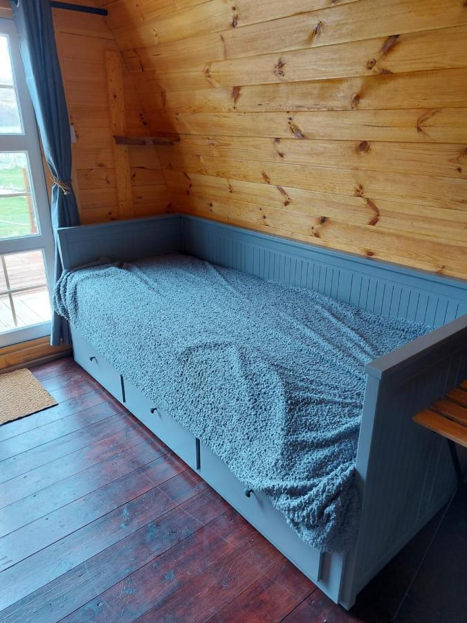 Luxury tent Pod 4